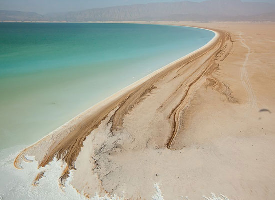 Перейти на Lake Assal Djibouti Steinmetz