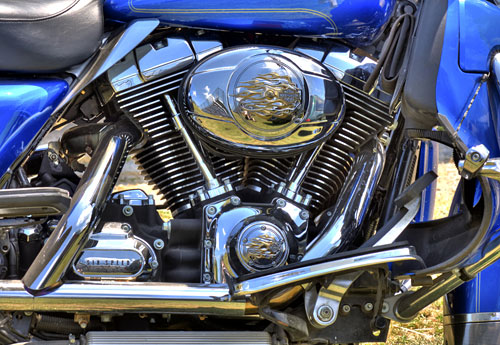 Перейти на Harley Engine Reflections Redone